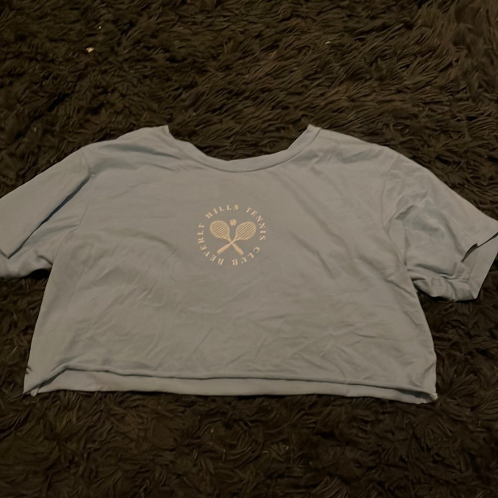LG light blue crop top